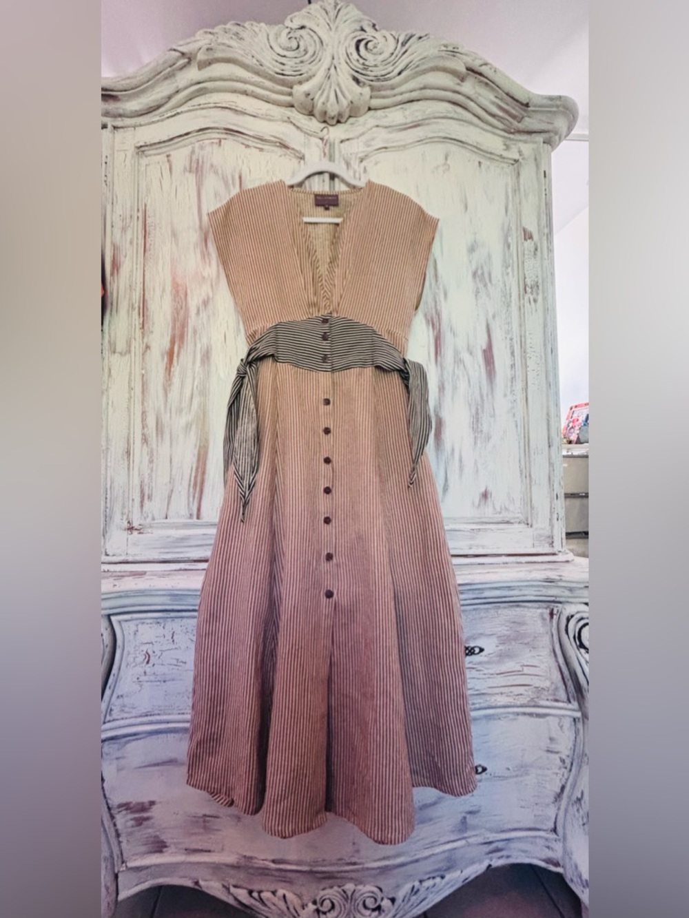 BEL KAZAN  Maxi Dress with Contrasting Waist Sash in Beige🤩